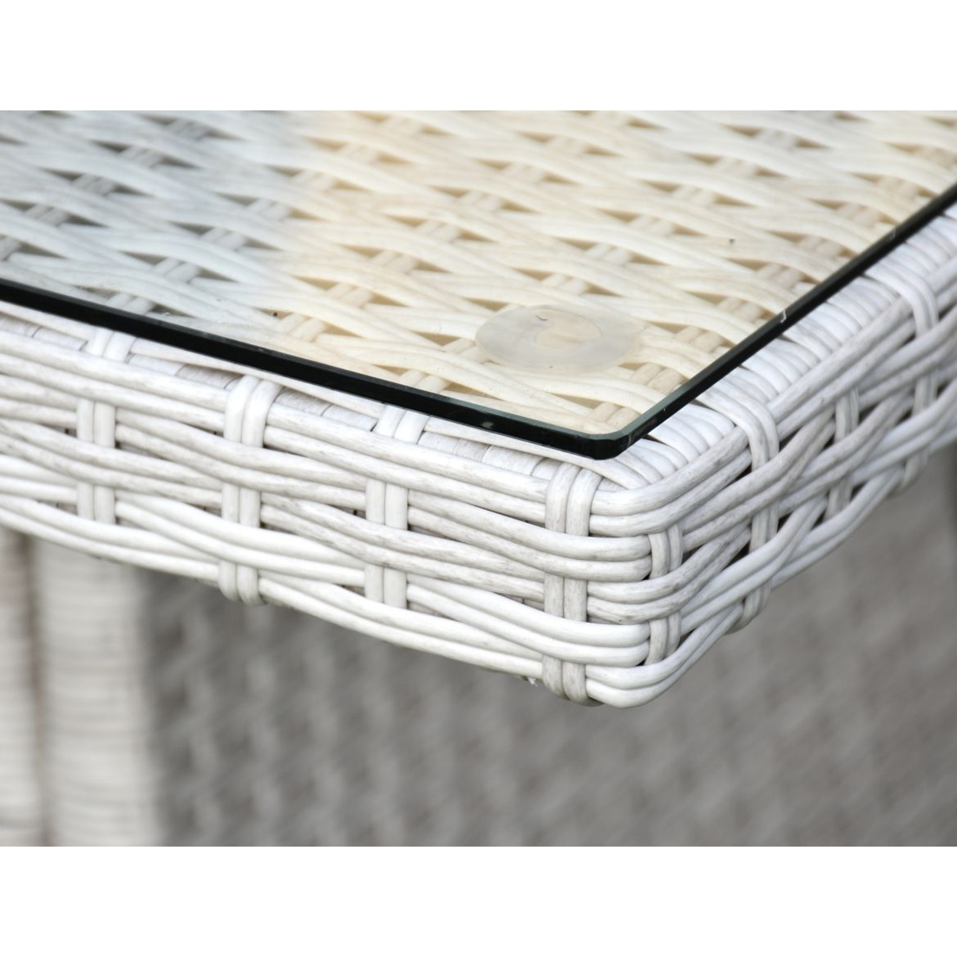 Treviso rectangular table with two 2-seater sofas and 2 chairs