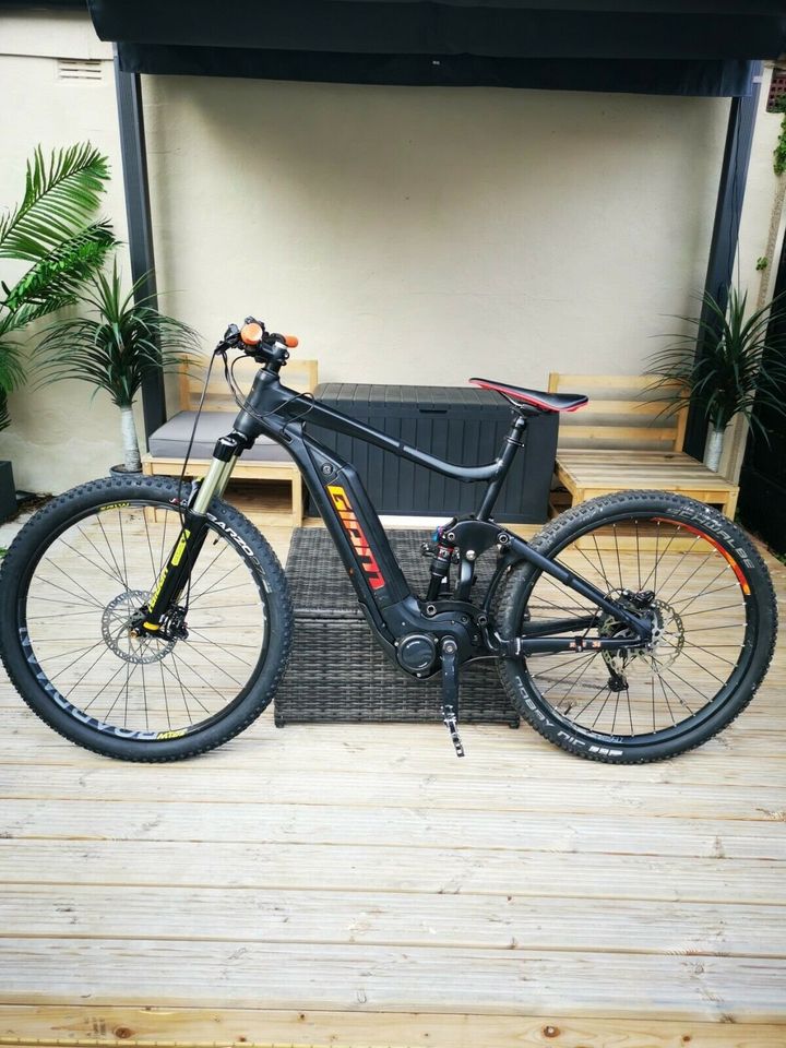 Giant Full E+1 Full Suspension Electric Mountain Bike.